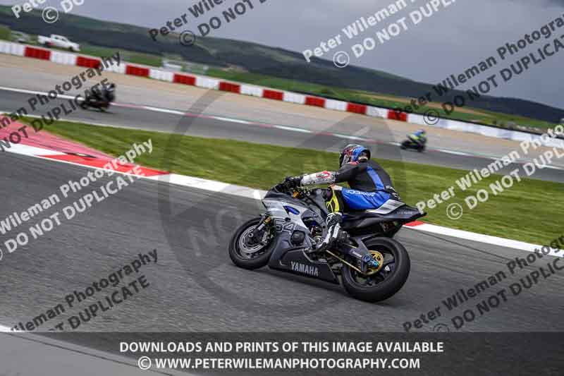 cadwell no limits trackday;cadwell park;cadwell park photographs;cadwell trackday photographs;enduro digital images;event digital images;eventdigitalimages;navarra;no limits trackdays;peter wileman photography;racing digital images;trackday digital images;trackday photos